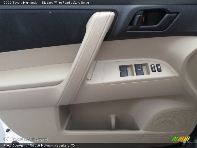 Blizzard White Pearl / Sand Beige 2011 Toyota Highlander