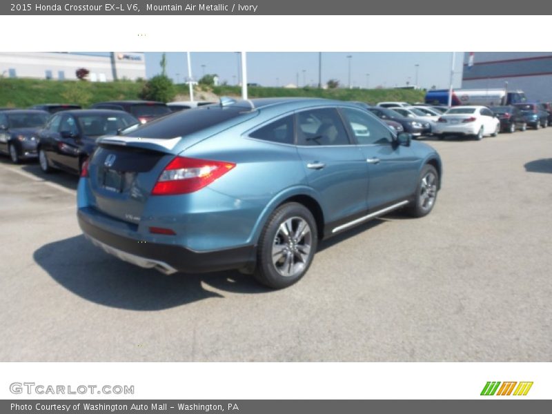 Mountain Air Metallic / Ivory 2015 Honda Crosstour EX-L V6