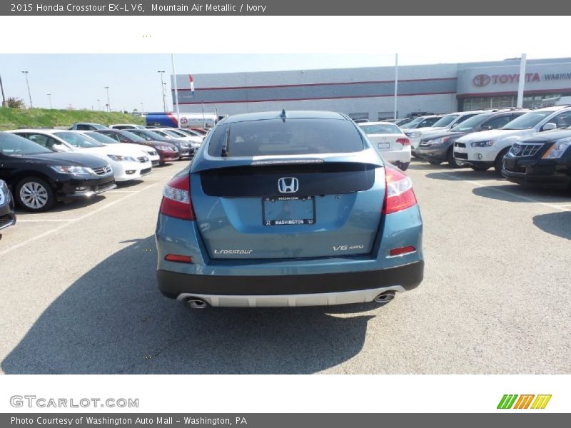 Mountain Air Metallic / Ivory 2015 Honda Crosstour EX-L V6