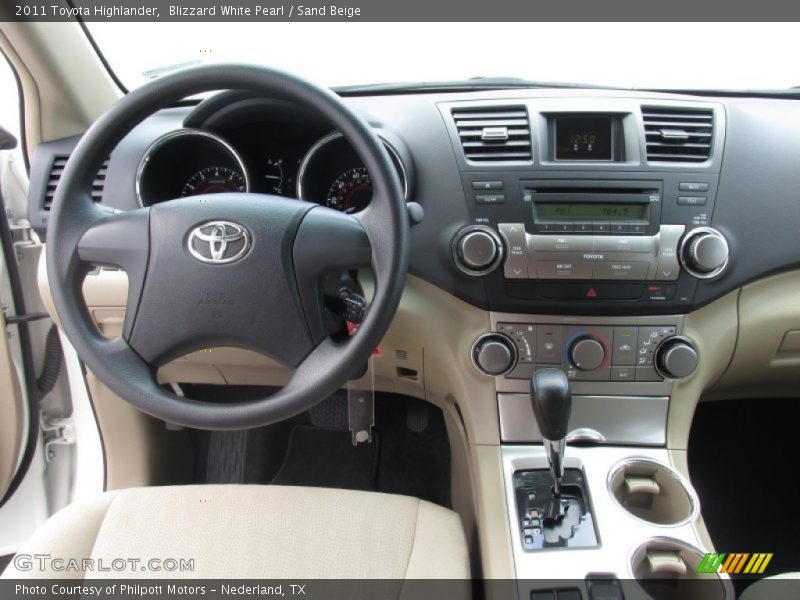 Blizzard White Pearl / Sand Beige 2011 Toyota Highlander