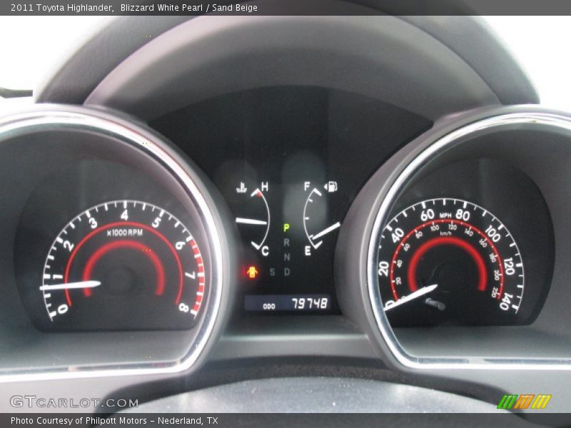 Blizzard White Pearl / Sand Beige 2011 Toyota Highlander