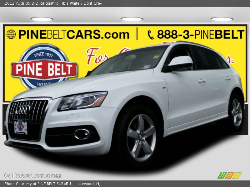 Ibis White / Light Gray 2012 Audi Q5 3.2 FSI quattro