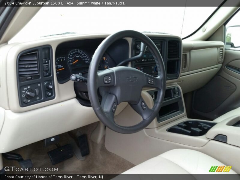  2004 Suburban 1500 LT 4x4 Tan/Neutral Interior