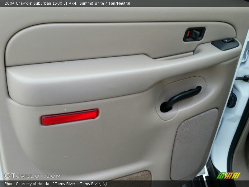 Summit White / Tan/Neutral 2004 Chevrolet Suburban 1500 LT 4x4