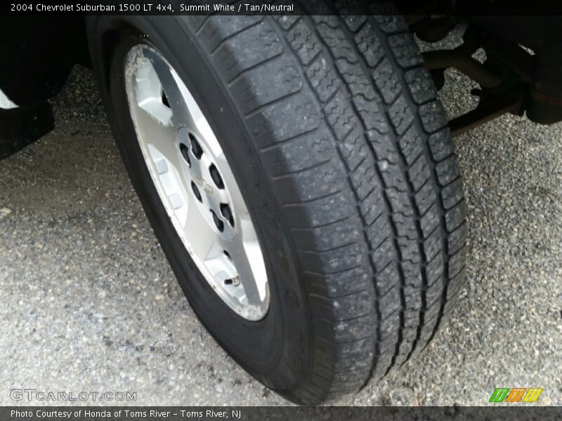 Summit White / Tan/Neutral 2004 Chevrolet Suburban 1500 LT 4x4