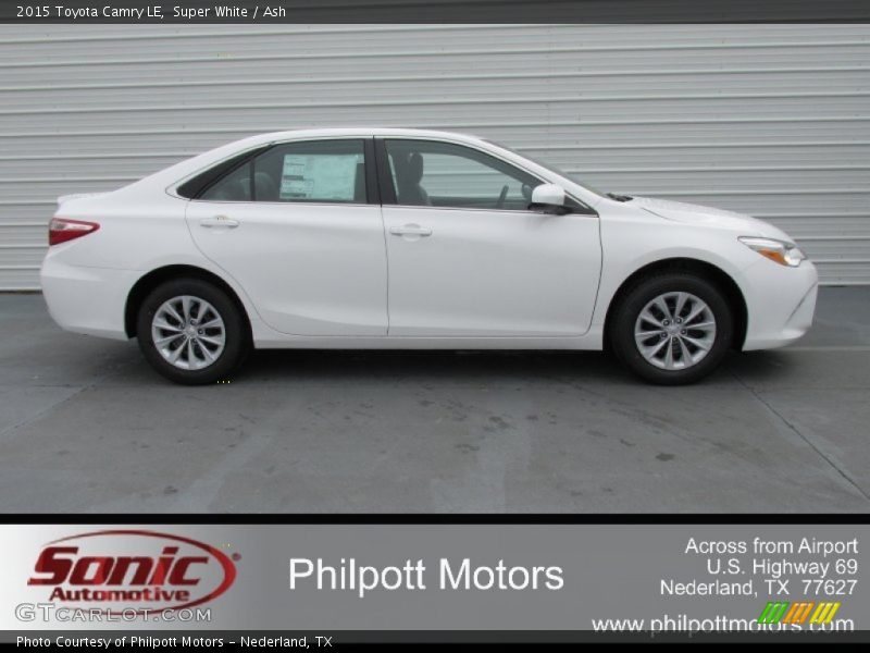 Super White / Ash 2015 Toyota Camry LE