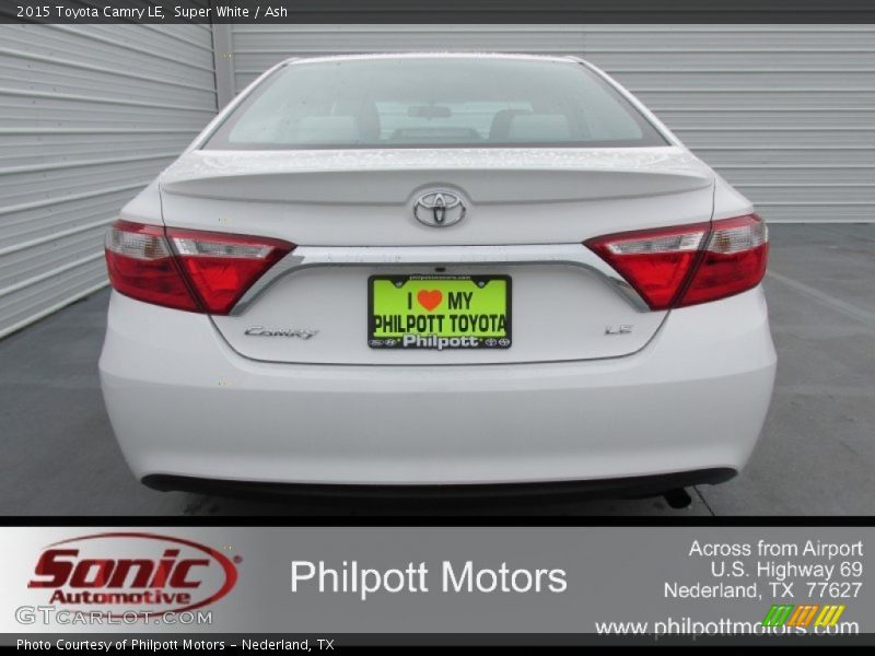 Super White / Ash 2015 Toyota Camry LE