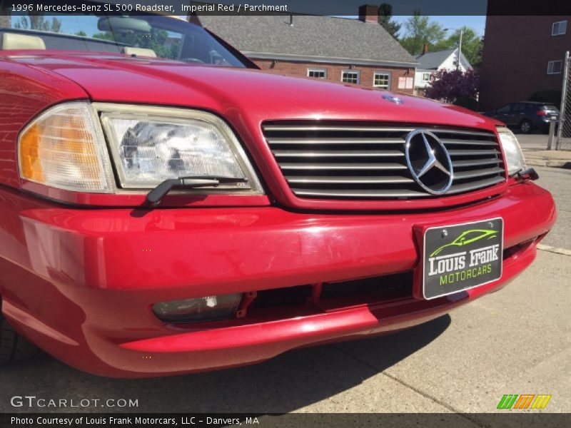 Imperial Red / Parchment 1996 Mercedes-Benz SL 500 Roadster