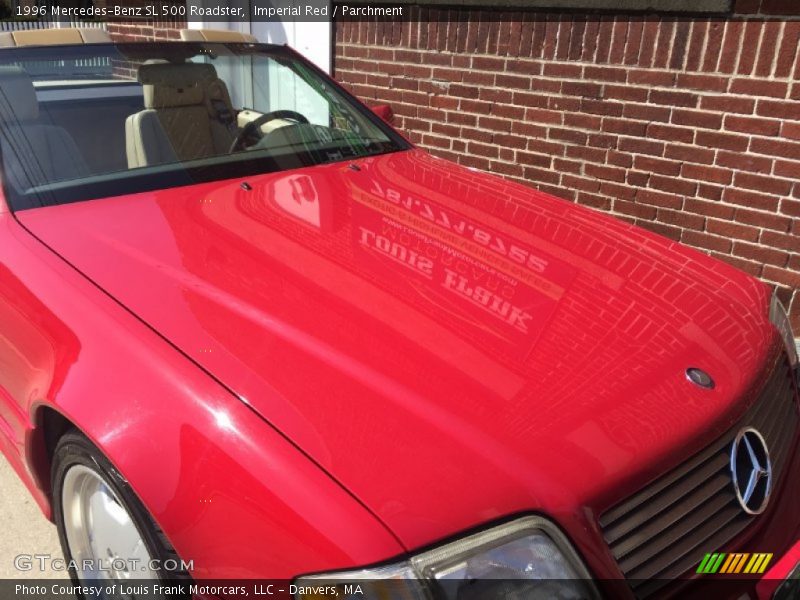 Imperial Red / Parchment 1996 Mercedes-Benz SL 500 Roadster