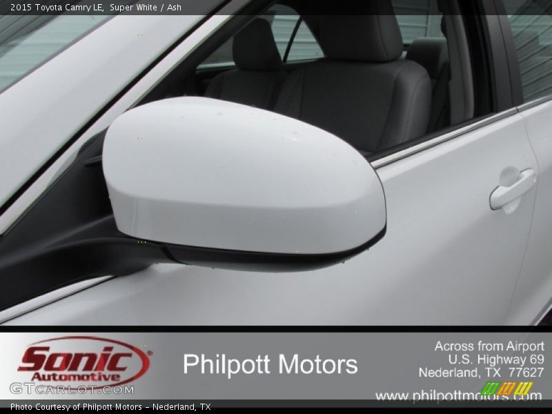 Super White / Ash 2015 Toyota Camry LE