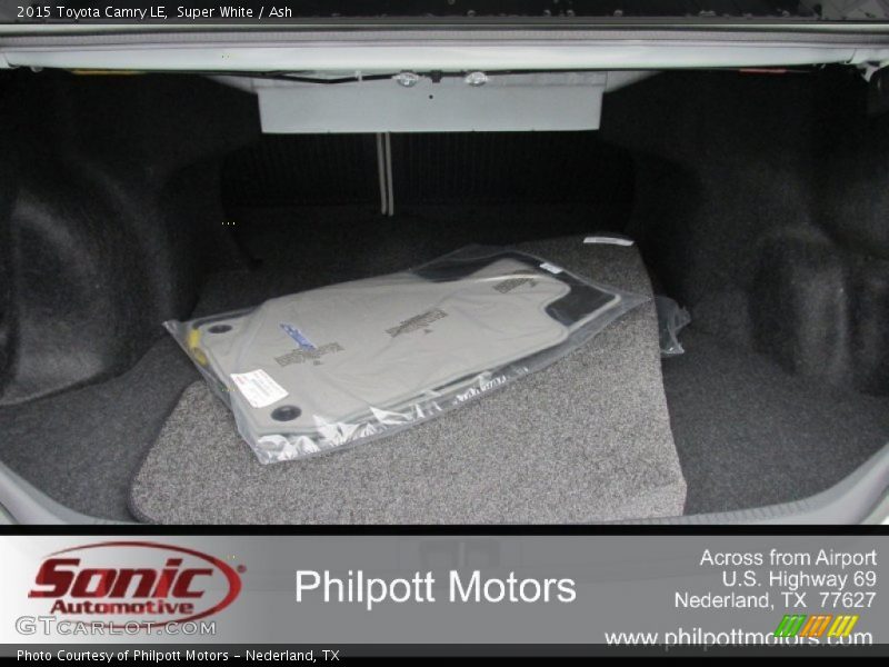 Super White / Ash 2015 Toyota Camry LE