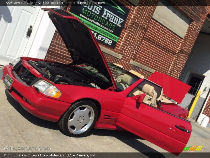 Imperial Red / Parchment 1996 Mercedes-Benz SL 500 Roadster