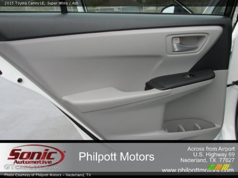 Super White / Ash 2015 Toyota Camry LE