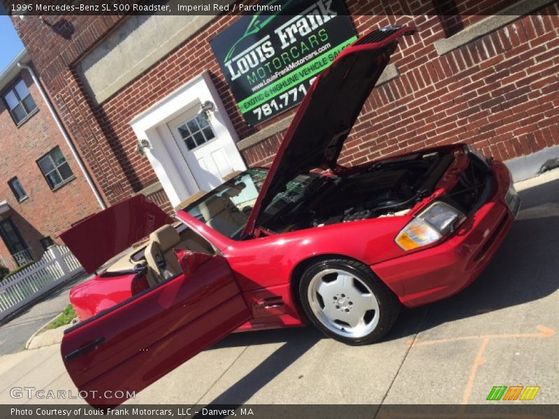 Imperial Red / Parchment 1996 Mercedes-Benz SL 500 Roadster