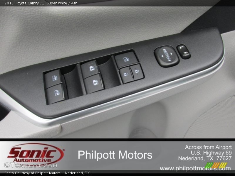 Super White / Ash 2015 Toyota Camry LE