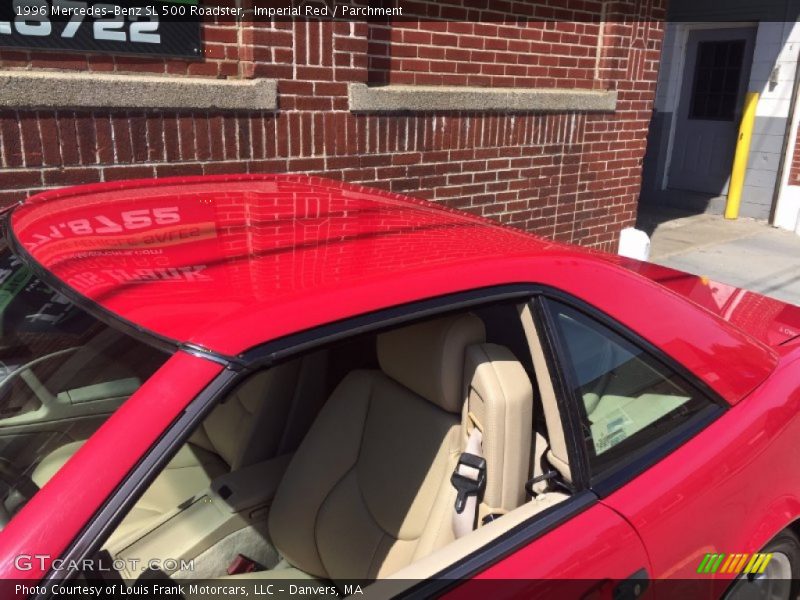 Imperial Red / Parchment 1996 Mercedes-Benz SL 500 Roadster