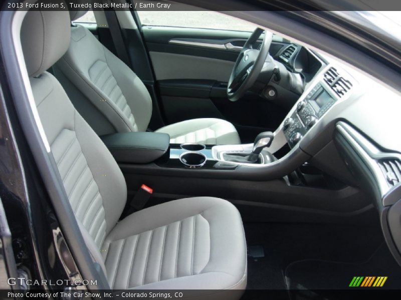 Tuxedo Black Metallic / Earth Gray 2013 Ford Fusion S