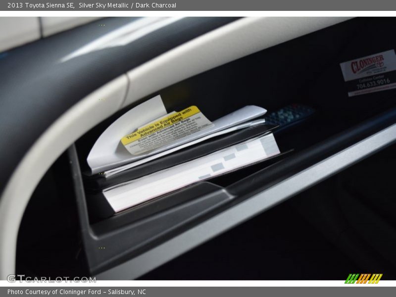 Silver Sky Metallic / Dark Charcoal 2013 Toyota Sienna SE