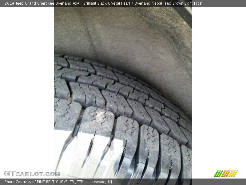 Brilliant Black Crystal Pearl / Overland Nepal Jeep Brown Light Frost 2014 Jeep Grand Cherokee Overland 4x4