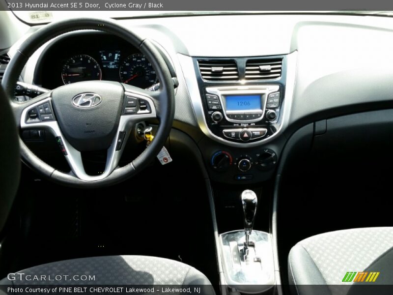 Cyclone Gray / Black 2013 Hyundai Accent SE 5 Door