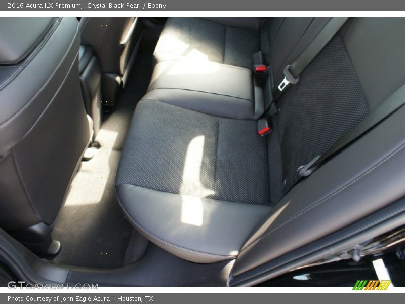 Crystal Black Pearl / Ebony 2016 Acura ILX Premium