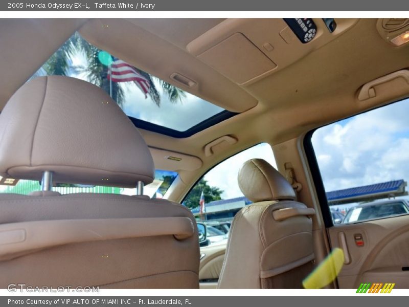 Taffeta White / Ivory 2005 Honda Odyssey EX-L