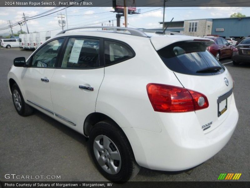 Pearl White / Black 2014 Nissan Rogue Select S