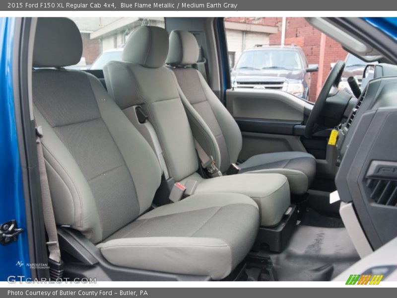 Blue Flame Metallic / Medium Earth Gray 2015 Ford F150 XL Regular Cab 4x4