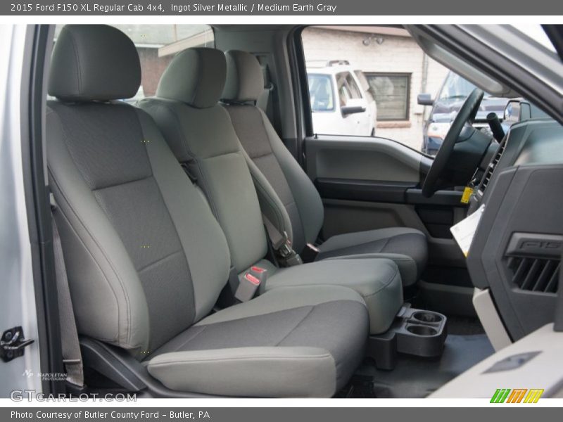 Ingot Silver Metallic / Medium Earth Gray 2015 Ford F150 XL Regular Cab 4x4
