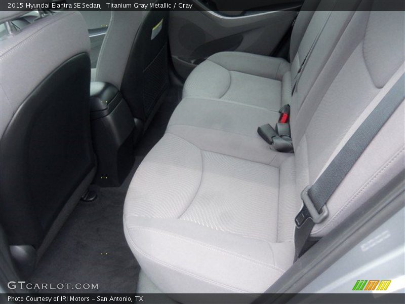 Titanium Gray Metallic / Gray 2015 Hyundai Elantra SE Sedan