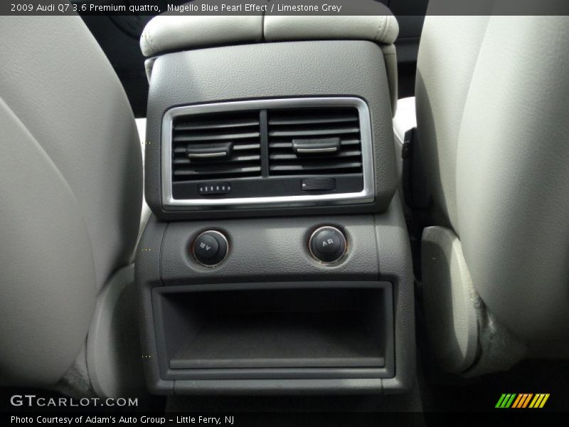 Mugello Blue Pearl Effect / Limestone Grey 2009 Audi Q7 3.6 Premium quattro