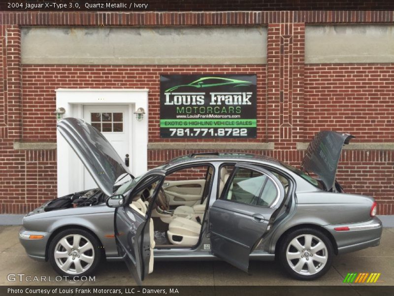Quartz Metallic / Ivory 2004 Jaguar X-Type 3.0