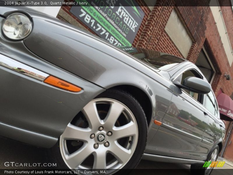 Quartz Metallic / Ivory 2004 Jaguar X-Type 3.0