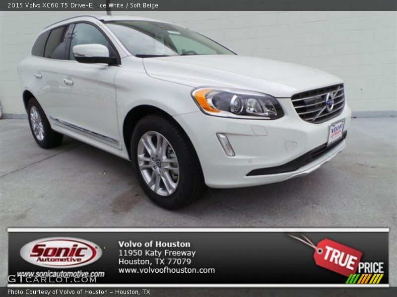 Ice White / Soft Beige 2015 Volvo XC60 T5 Drive-E