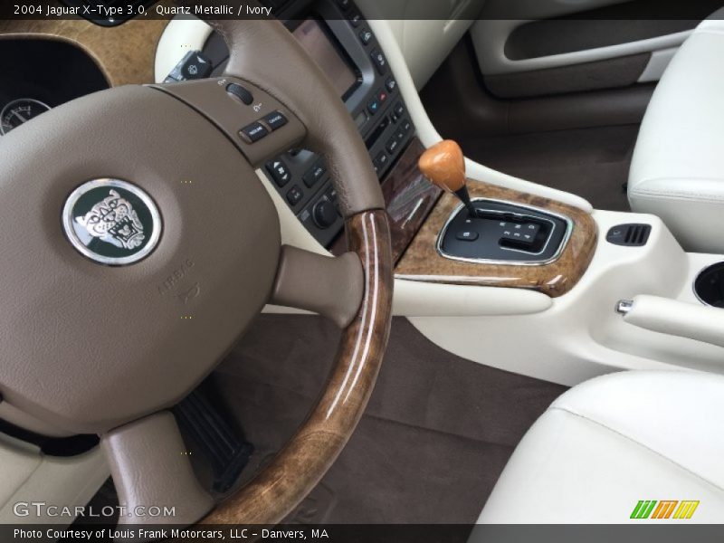 Quartz Metallic / Ivory 2004 Jaguar X-Type 3.0