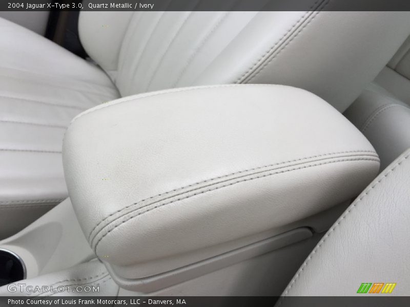 Quartz Metallic / Ivory 2004 Jaguar X-Type 3.0