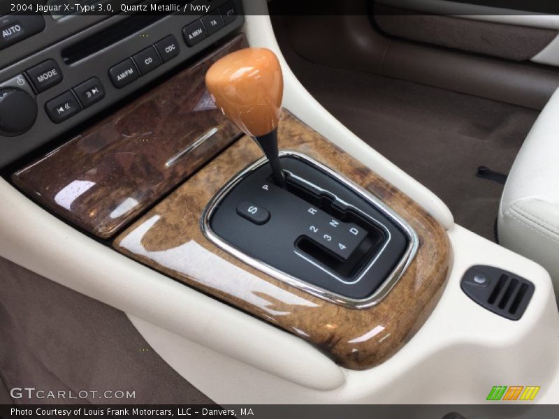 Quartz Metallic / Ivory 2004 Jaguar X-Type 3.0