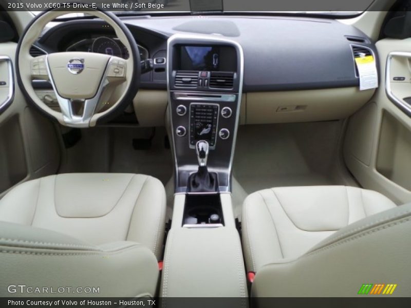 Ice White / Soft Beige 2015 Volvo XC60 T5 Drive-E