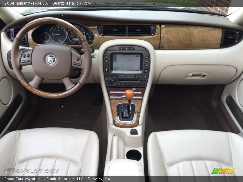 Quartz Metallic / Ivory 2004 Jaguar X-Type 3.0