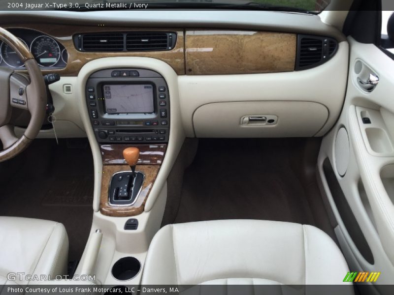 Quartz Metallic / Ivory 2004 Jaguar X-Type 3.0