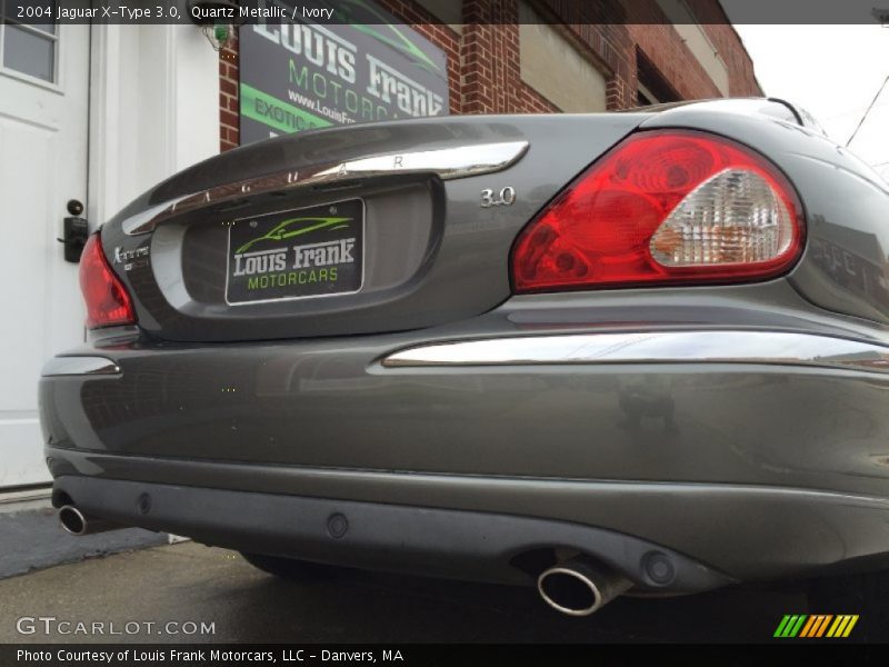 Quartz Metallic / Ivory 2004 Jaguar X-Type 3.0