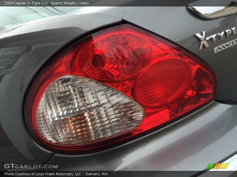 Quartz Metallic / Ivory 2004 Jaguar X-Type 3.0