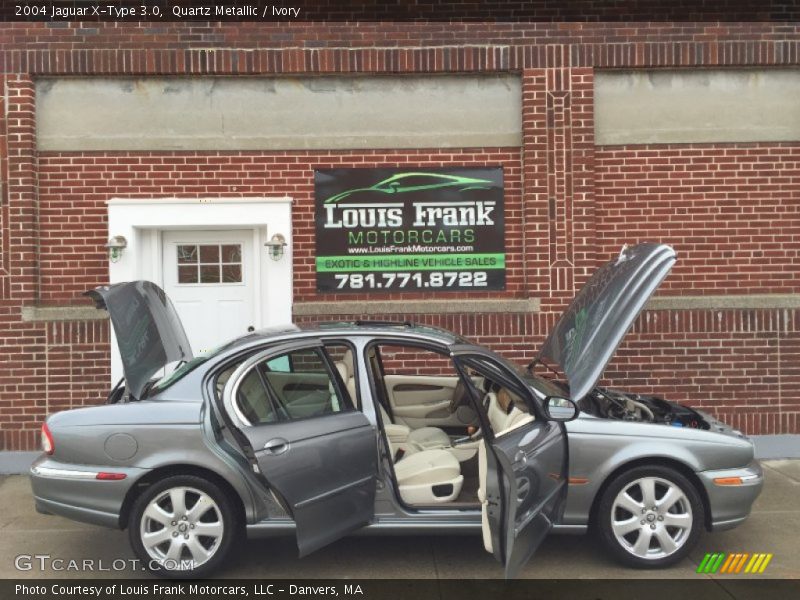 Quartz Metallic / Ivory 2004 Jaguar X-Type 3.0