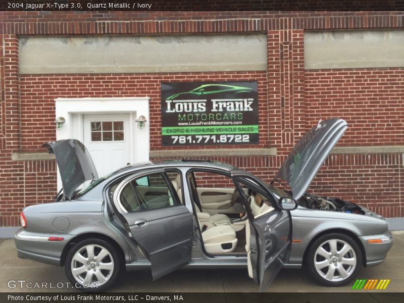 Quartz Metallic / Ivory 2004 Jaguar X-Type 3.0