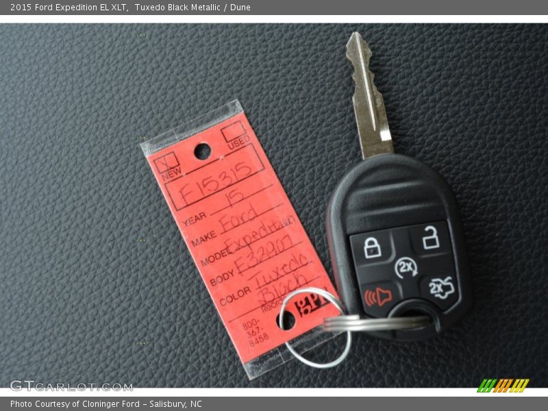 Tuxedo Black Metallic / Dune 2015 Ford Expedition EL XLT
