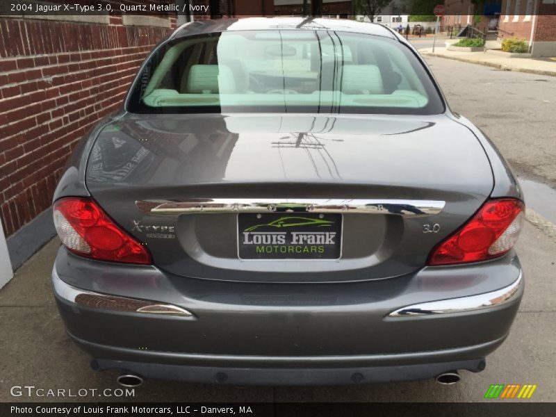 Quartz Metallic / Ivory 2004 Jaguar X-Type 3.0