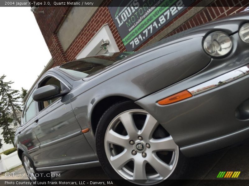 Quartz Metallic / Ivory 2004 Jaguar X-Type 3.0