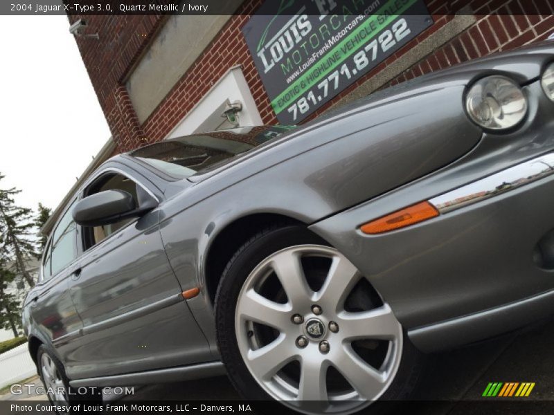 Quartz Metallic / Ivory 2004 Jaguar X-Type 3.0