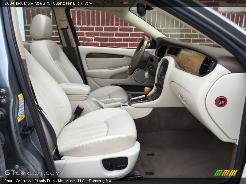 Quartz Metallic / Ivory 2004 Jaguar X-Type 3.0