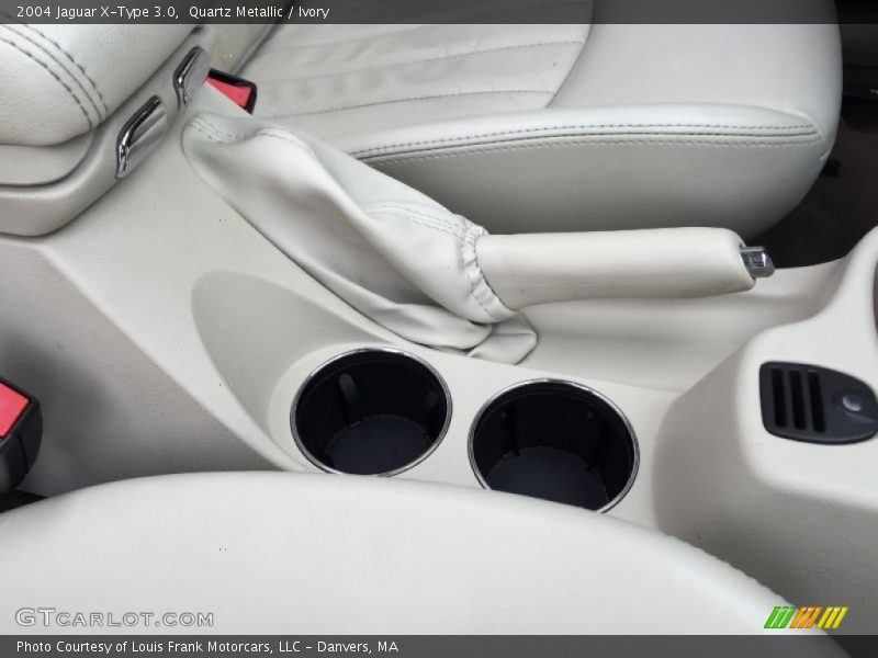 Quartz Metallic / Ivory 2004 Jaguar X-Type 3.0